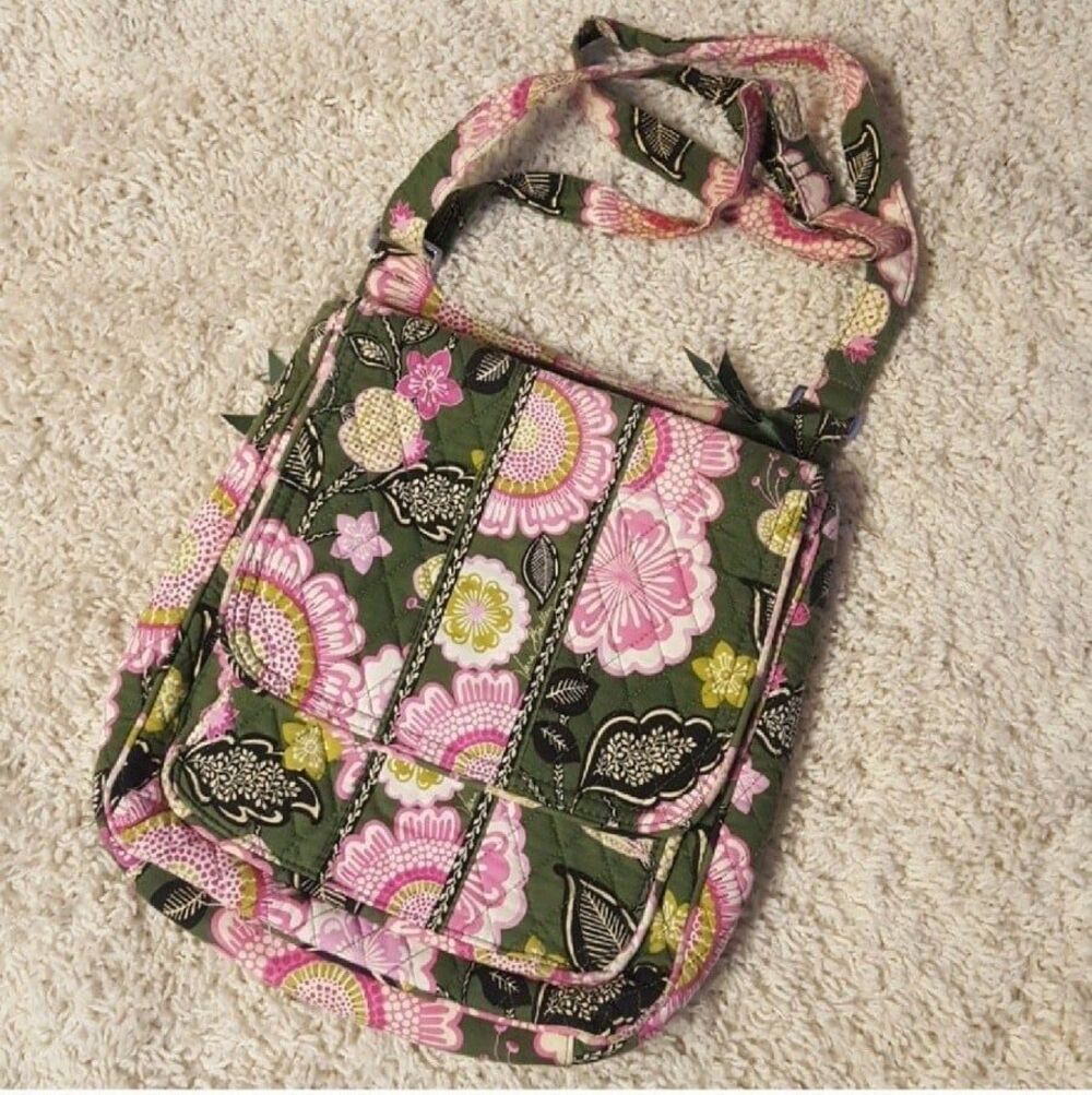 Retired Vera Bradley Olivia Pink Large Paisley Magnetic Messenger Crossbody Bag